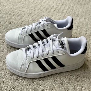 Adidas Grand Court Sneakers